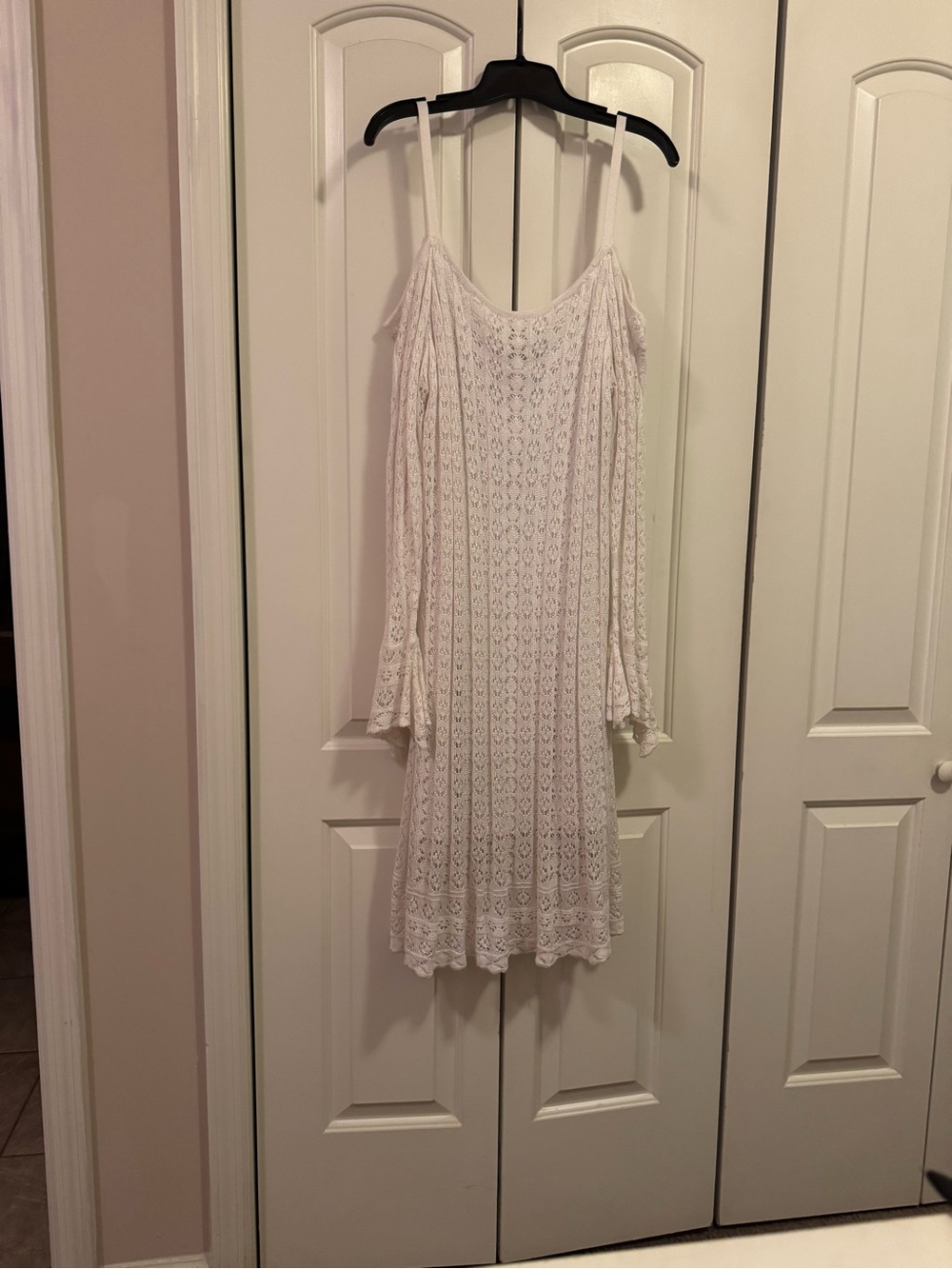 VENUS White Crochet Lace Cold Shoulder Scoop Neck Long Sleeve plus size Dress 2X